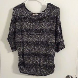 Woman's top. Black and silver
